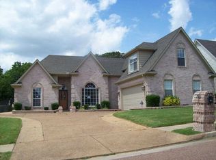 7332 Hunters Tree Dr, Memphis, TN 38125