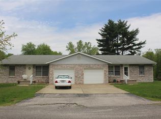 411 E Alden St #C, Bunker Hill, IL 62014