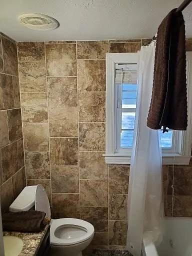 1103 N Elm St #2 — Photo 11