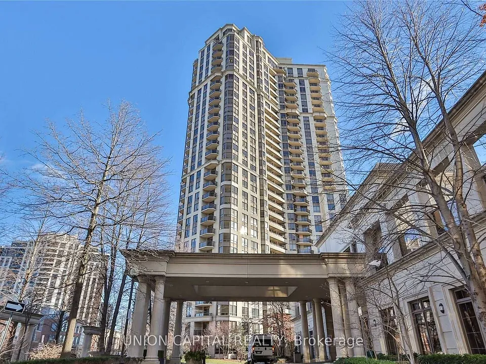 78 Harrison Garden Blvd #1007