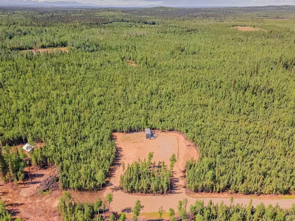 5165 Allis Chalmers Ct, Delta Junction, AK 99737