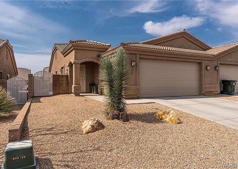 1st image of 834 Pala Mesa Dr
