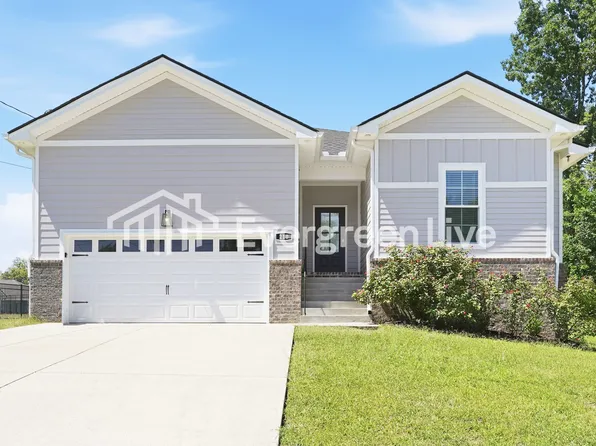 210 Greenwood Dr, La Vergne, TN 37086