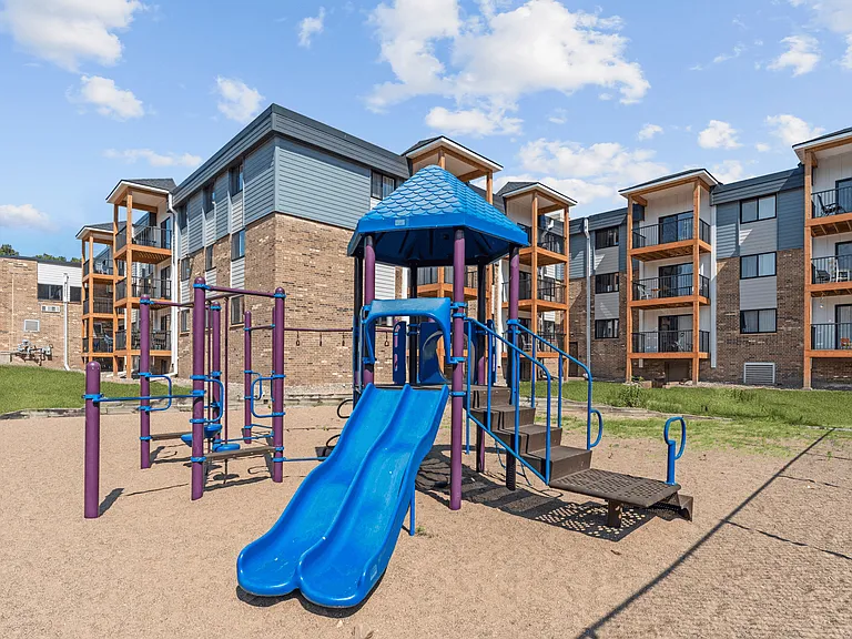Willow Creek — Photo 19