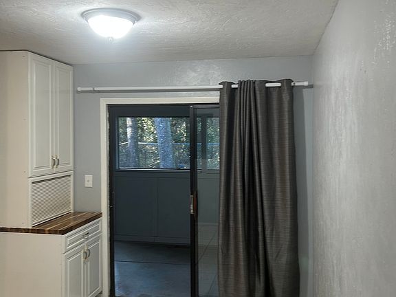 5th image of 1804 SW 70th Ter