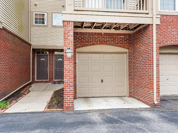 2nd image of 3034 Barclay Way