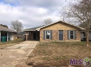 8719 Montclair St, Denham Springs, LA 70726