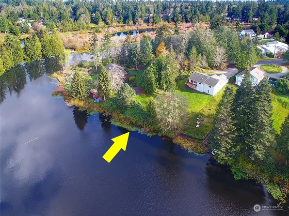 1560 Rhododendron Drive, Camano Island, WA 98282