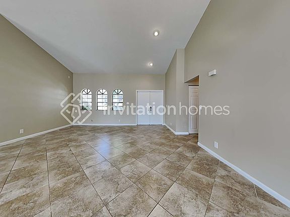 3rd image of 5926 NW 54th Dr