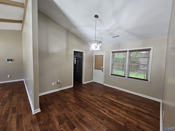 3rd image of 12000 Runningmeade Trl SE