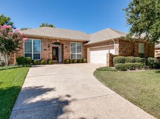 2406 N Hunter Place Ln, Arlington, TX 76006