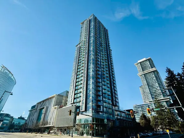 13438 Central Ave #501, Surrey, BC V3T 0N2