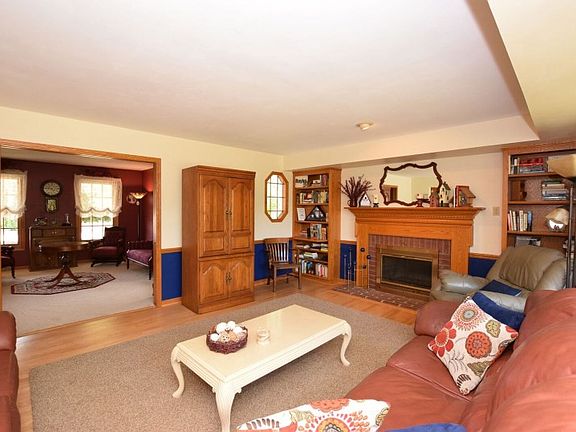 Family Room with Fireplace
