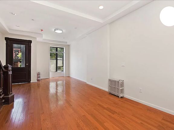 2nd image of 181 Quincy St APT 2