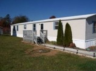 109 Conard Rd, Flat Rock, NC 28731