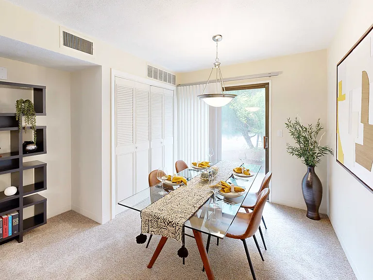 Norwest Woods Apartment — Photo 79