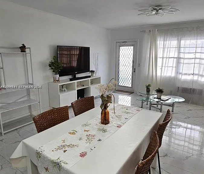340 Oakridge S #340 — Photo 3