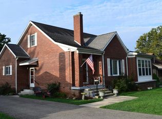 520 Harding Rd, Zanesville, OH 43701