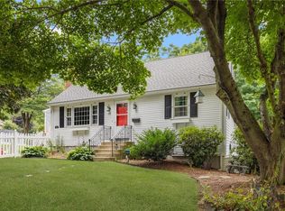 27 Jambray Ave, Warwick, RI 02886