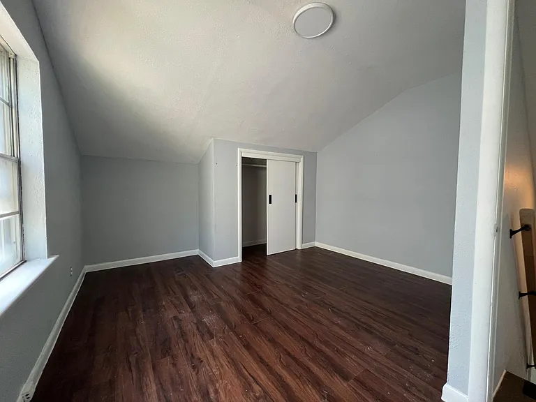 1322 Garfield Ave — Photo 12