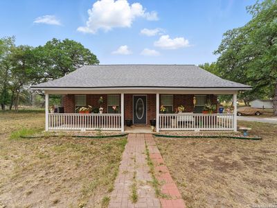 748 Falling Leaves, Adkins, TX, 78101