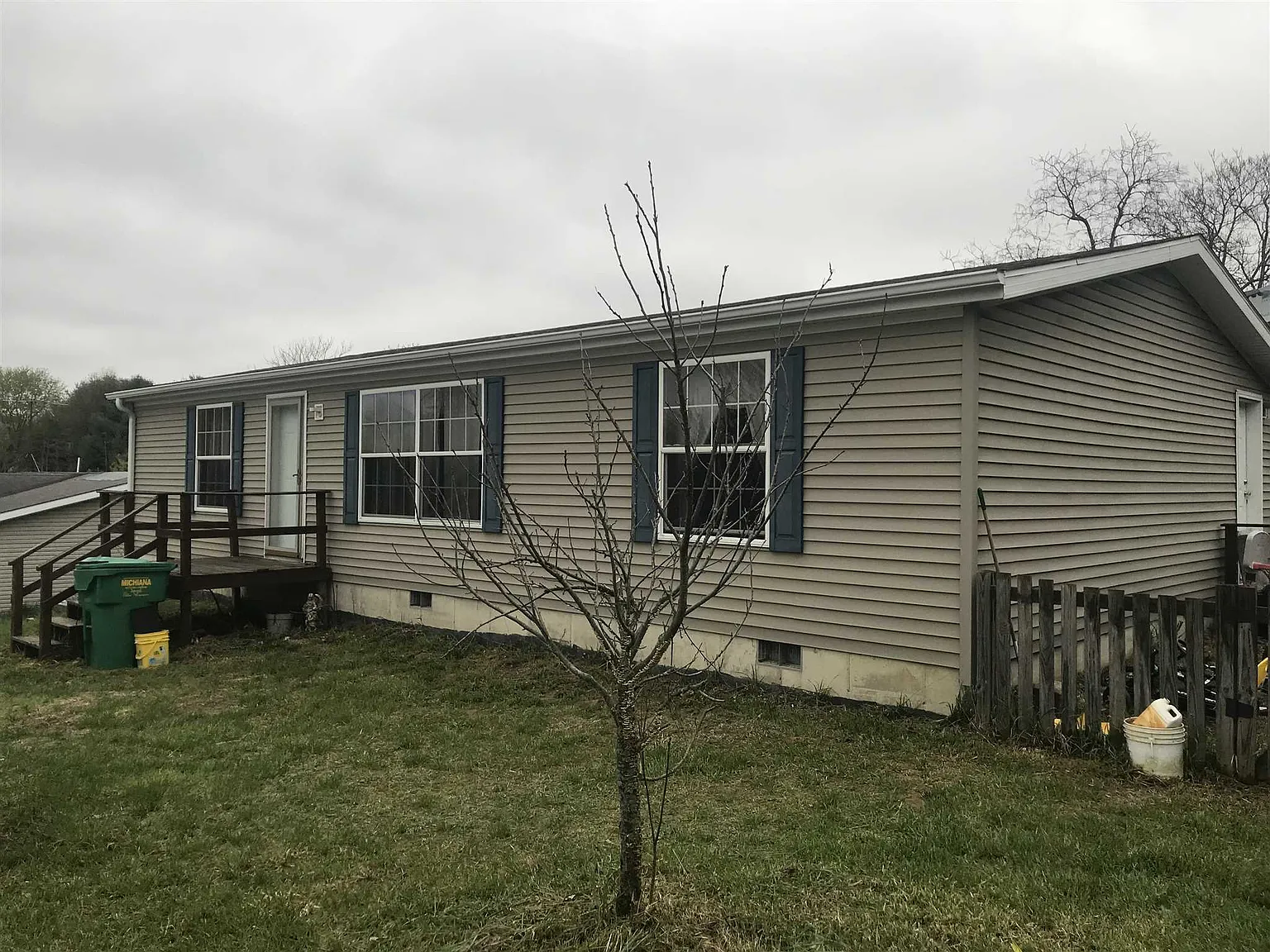 17430 Cindy Trl photo 1