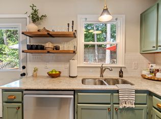 4233 Timberwood Dr, Raleigh, NC 27612