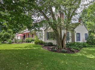 2060 Glenwood Dr, Cazenovia, NY 13035