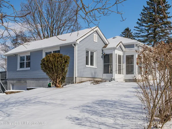 23 Ridge Road, Marlboro, NY 12542