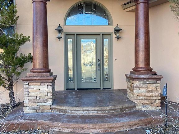 5th image of 6040 Club House Dr
