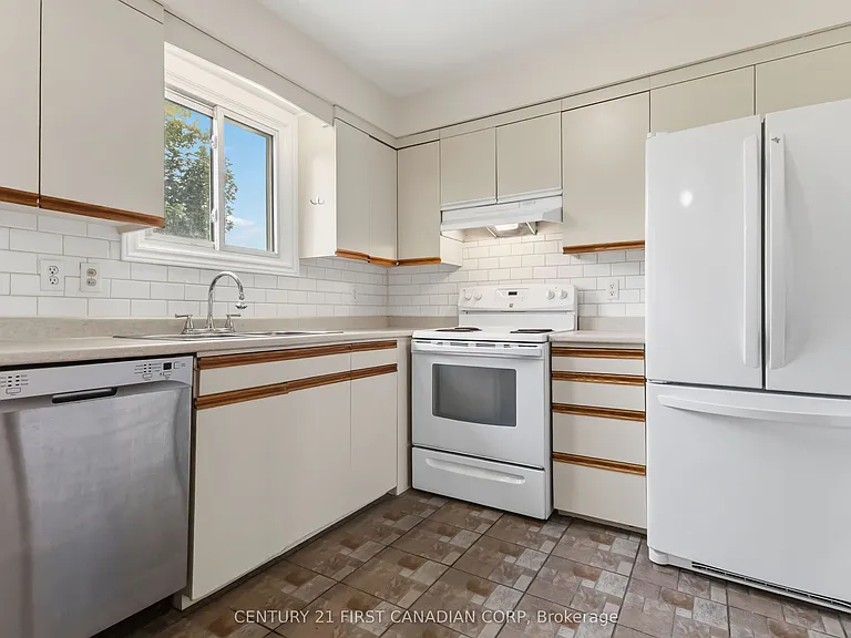 51 Sholto Dr #54 — Photo 20