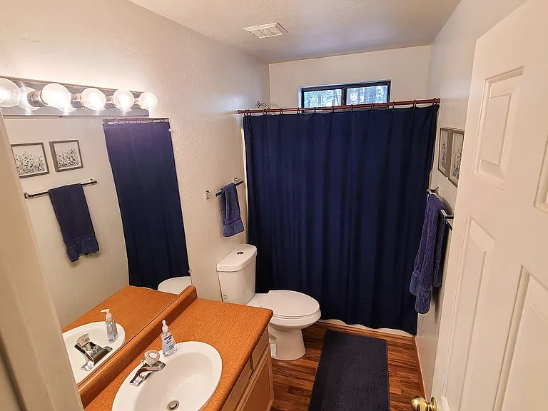 Downstairs Full Bath