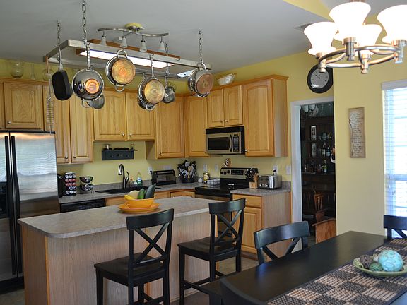 Kitchen with breakfast nook