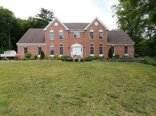 46 Peter St, Holliston, MA 01746