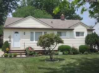 15217 Ramage Ave, Maple Hts, OH 44137