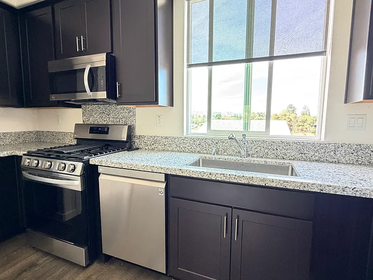 2500 Wildflower Sta #2500 — Photo 10