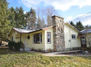 827 N Addis Rd, Boyne City, MI 49712