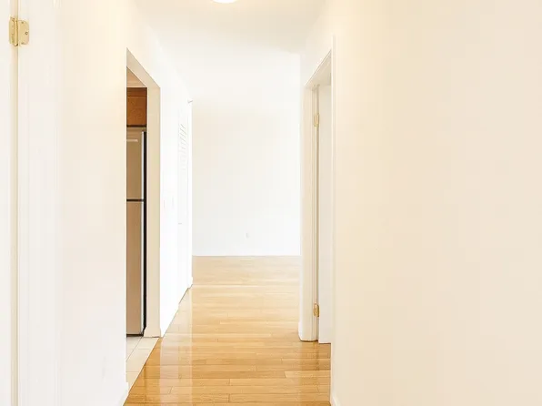 60-70 Woodhaven Boulevard image 10 of 13