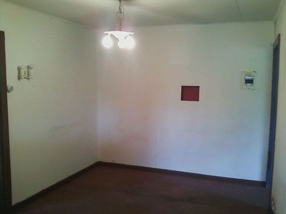 3rd image of 823 Doberman Ct SE #303
