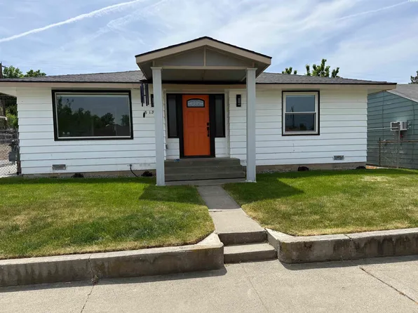 815 Ellen Ave, Prosser, WA 99350