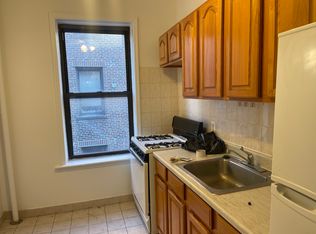 35-4 31st Ave #3, Astoria, NY 11106