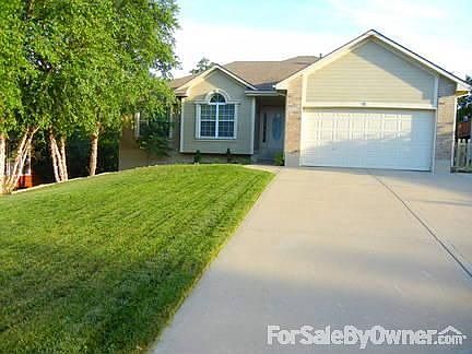 Frontyard
						:
						Beautiful manicured lawn lined by gorgeous trees. Plenty of curb appeal