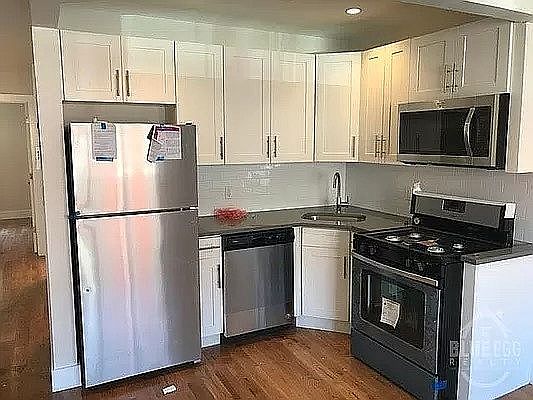 1st image of 226 Vernon Ave #2