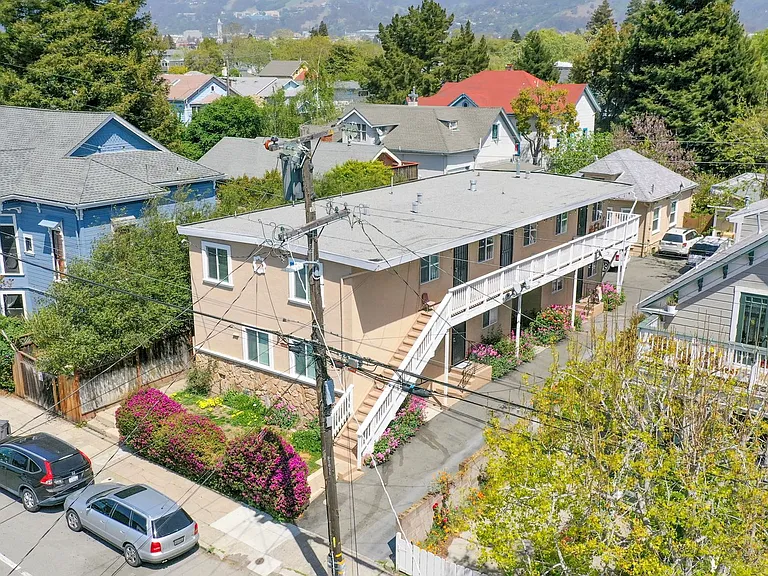 3205 & 3209 California St — Photo 7