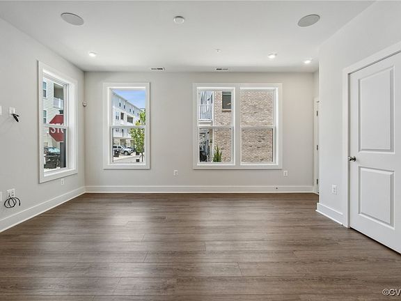 4th image of 1517 Moore St #A