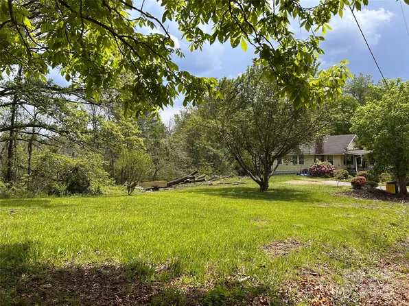 14 Crestfield Ave, Asheville, NC 28804