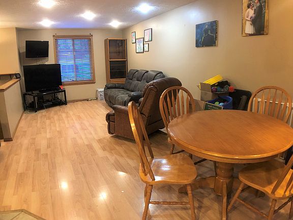 4th image of 3852 Farm Brook Ln