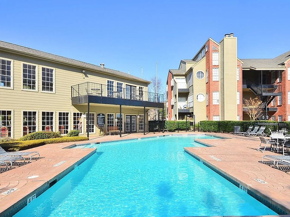 2nd image of 15035 Westpark Dr #582ca23a3
