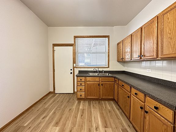 5th image of 843 N Maplewood Ave #F2
