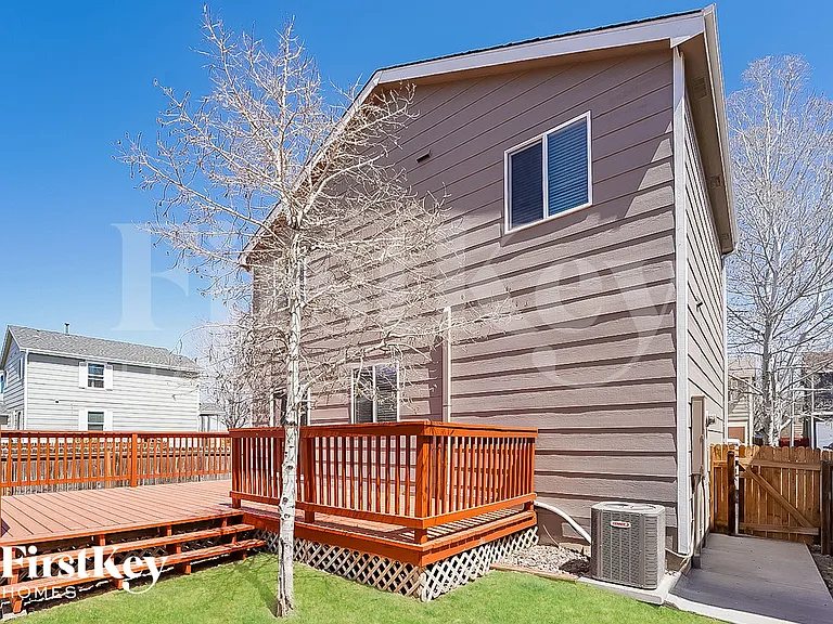 10123 Elm Ct — Photo 15